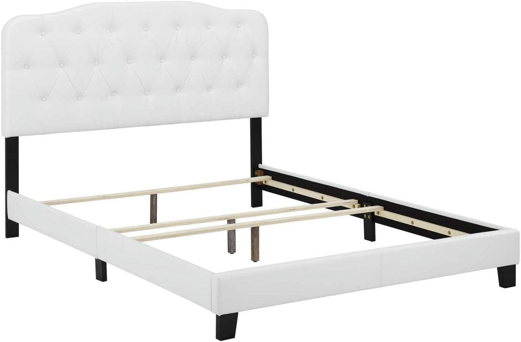 White Faux Leather Bed S57652