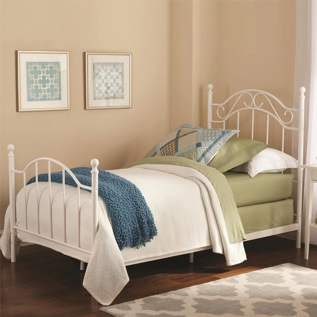 White Twin Size Metal Bed M8766