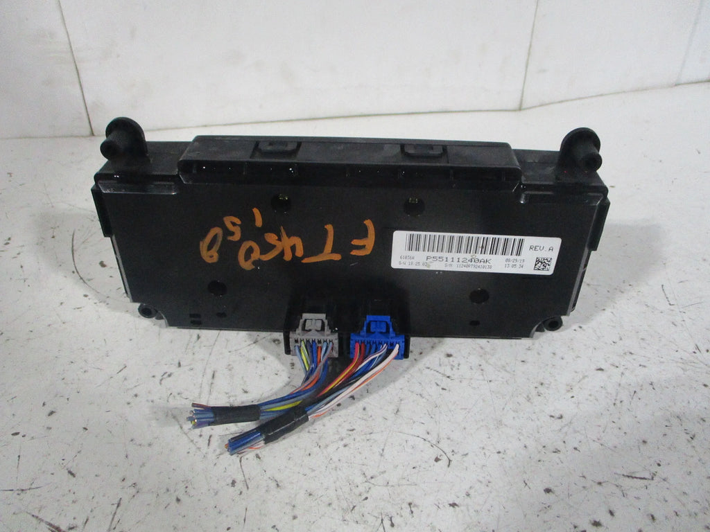 17-20 Dodge Caravan Front Dash AC Heater Temperature Control E11645