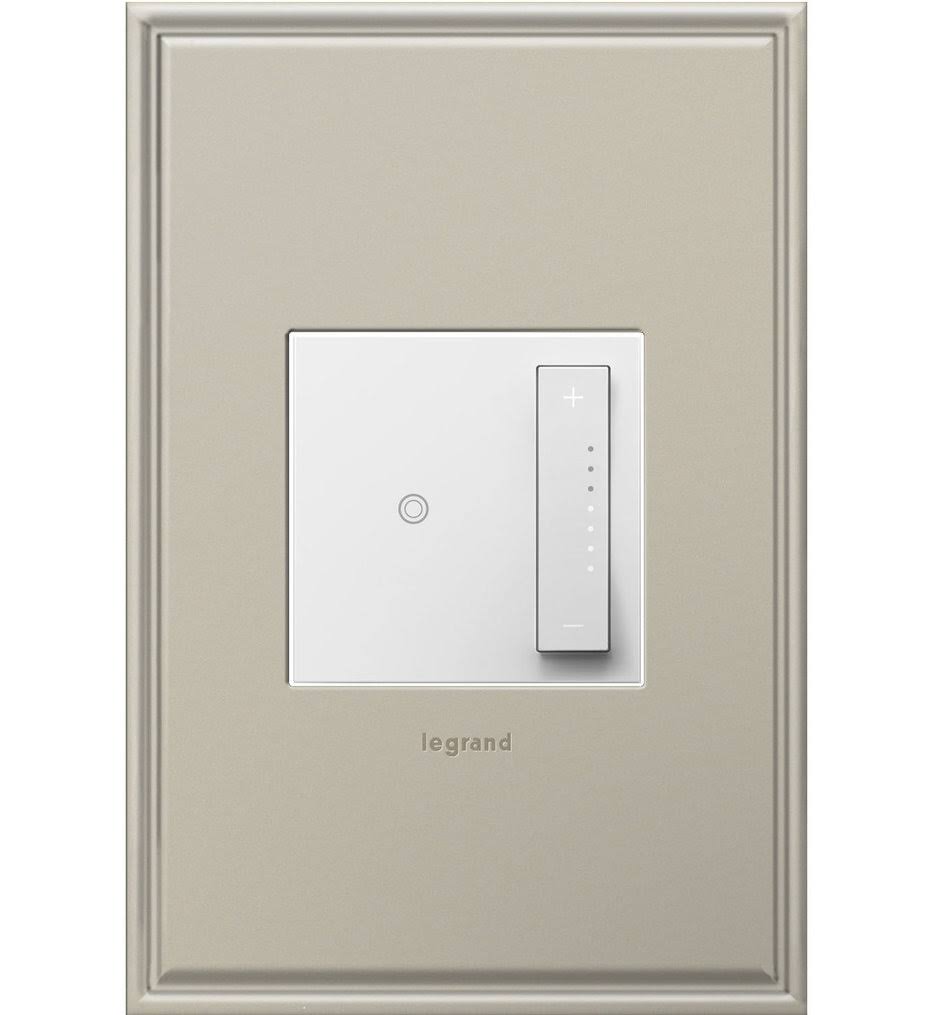 White Dimmer 700W S3344
