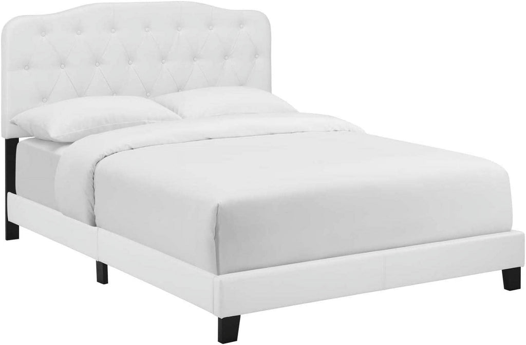 White Faux Leather Bed S57652