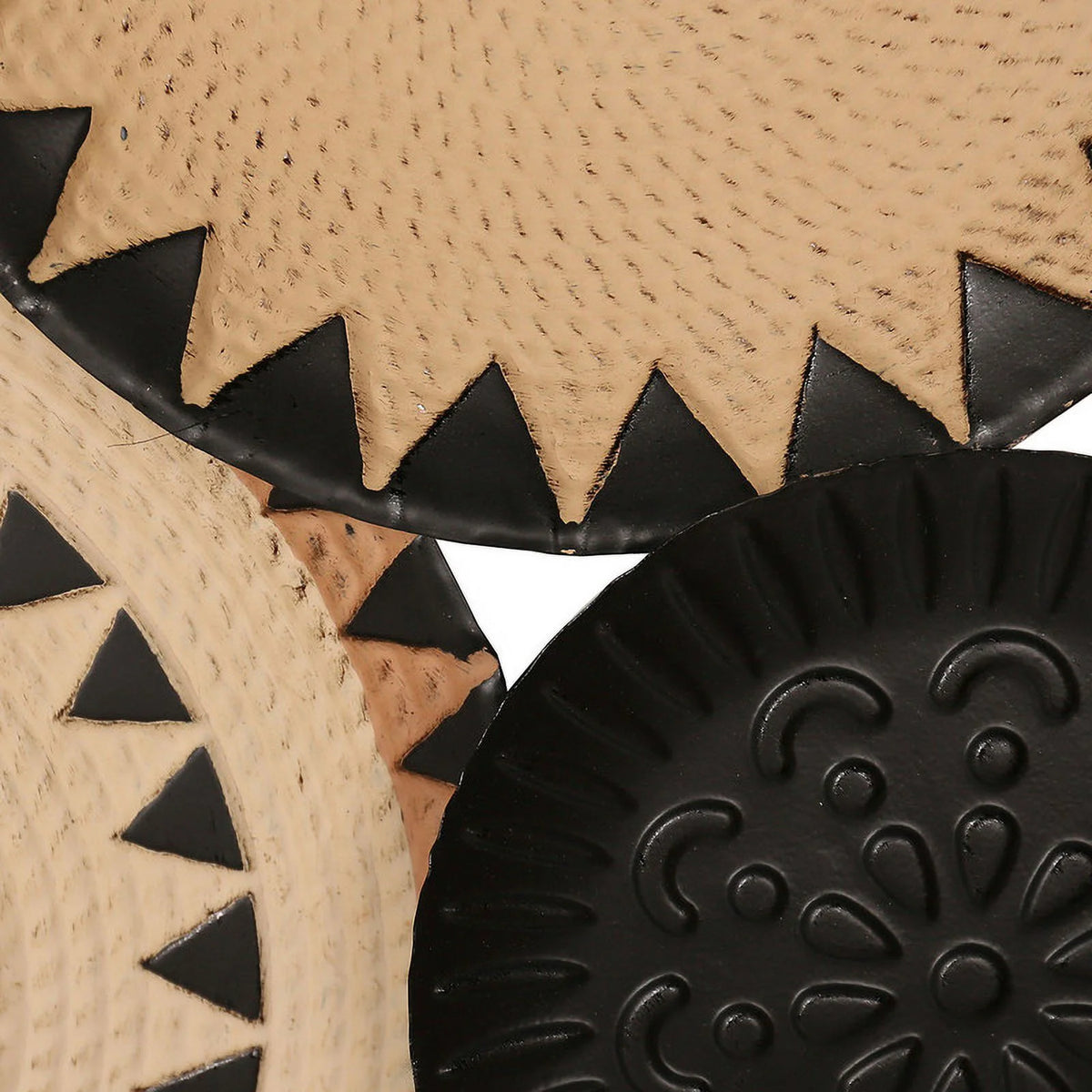 Black-Tan Geometric Metal Wall Plates H954085