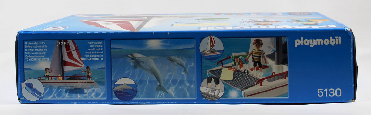 Catamaran with Dolphins W6508