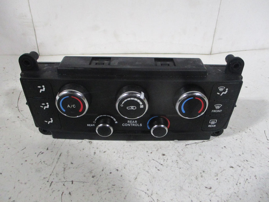 17-20 Dodge Caravan Front Dash AC Heater Temperature Control E11645