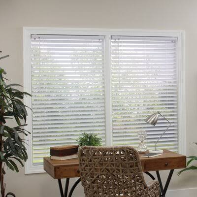 White Horizontal/Venetian Blind H631650