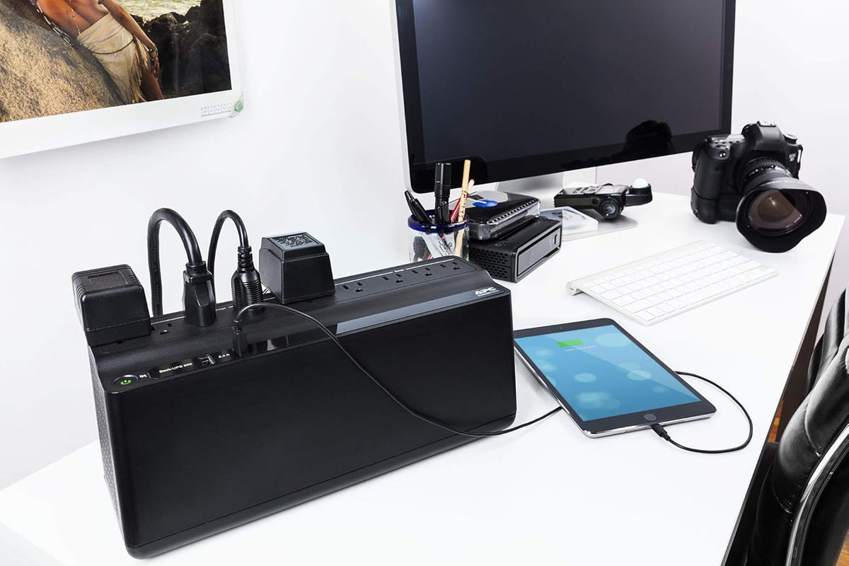 1500VA UPS Battery Backup & Surge Protector X382