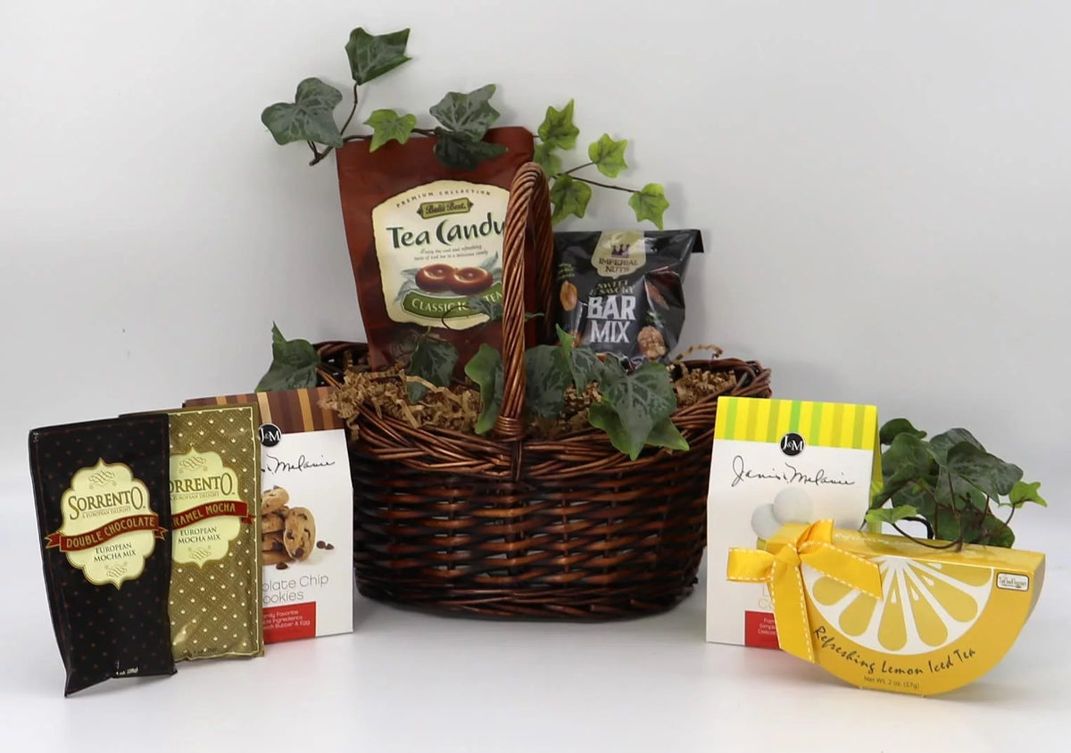 Birthday Gift Basket Q952