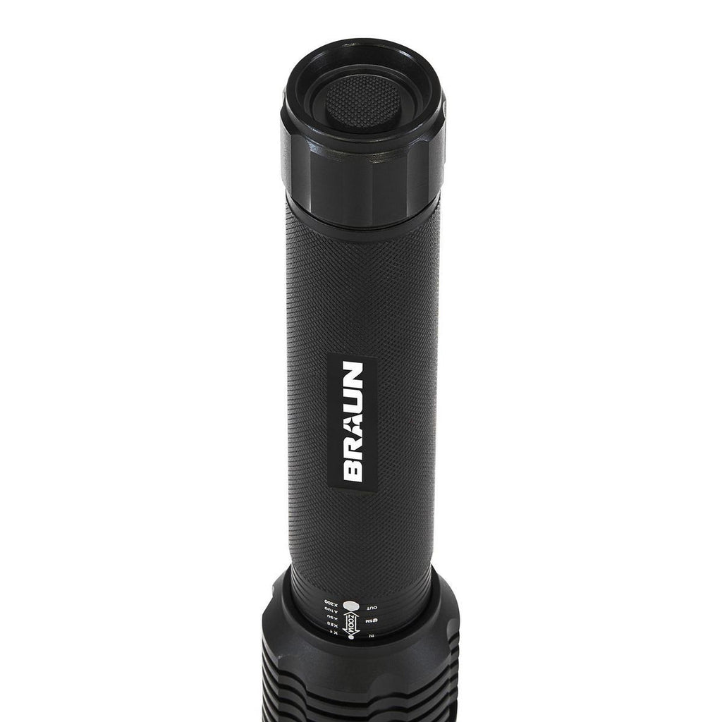 1700 Lumen Zoom LED Flashlight O9200