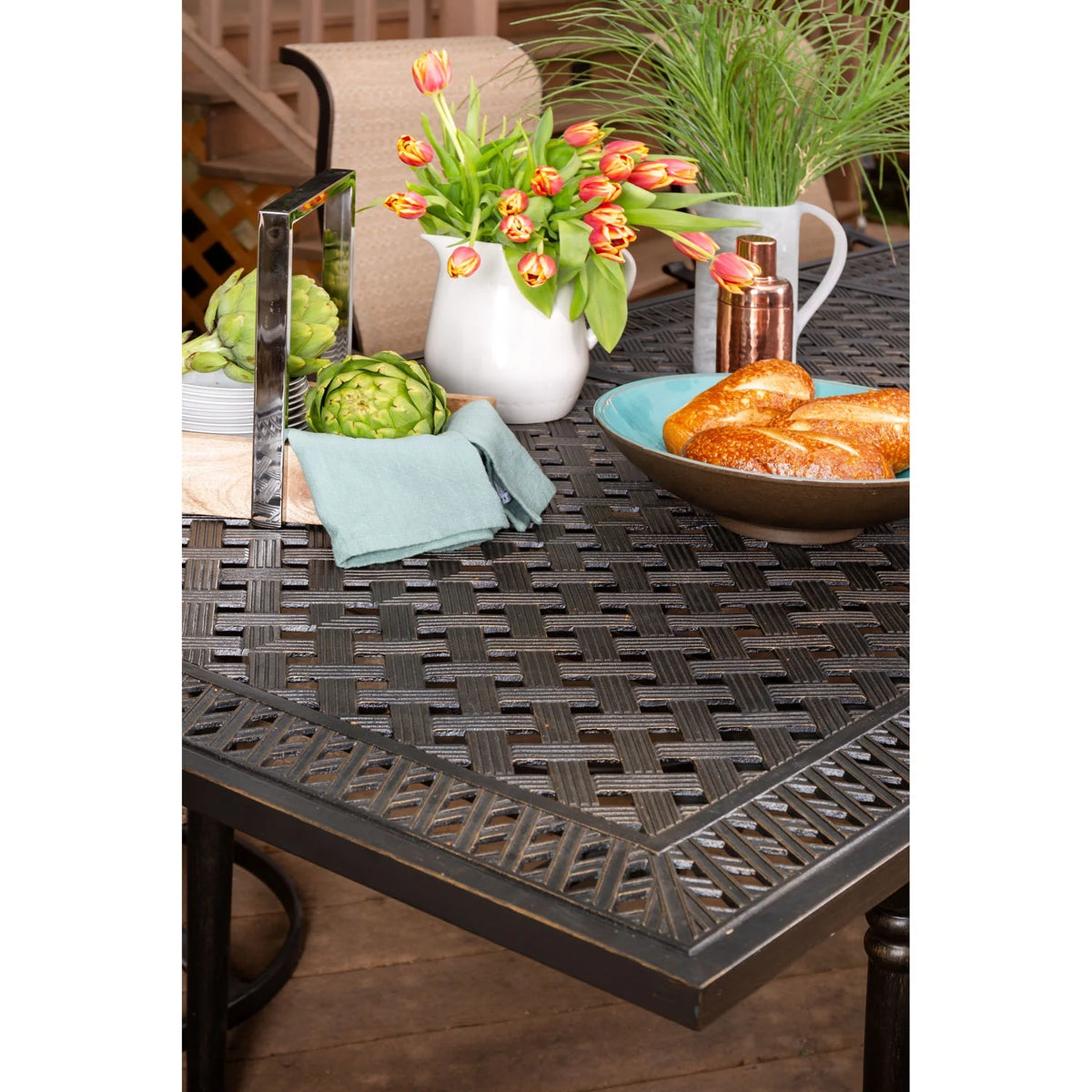 7-Piece Dining Set with Expandable Table and 6 Swivel Rockers H873