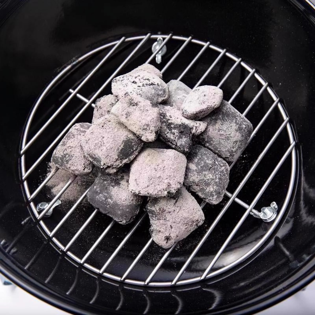 14 in. Charcoal Grill O87848